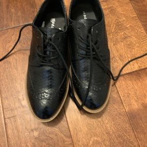 Platform shoe